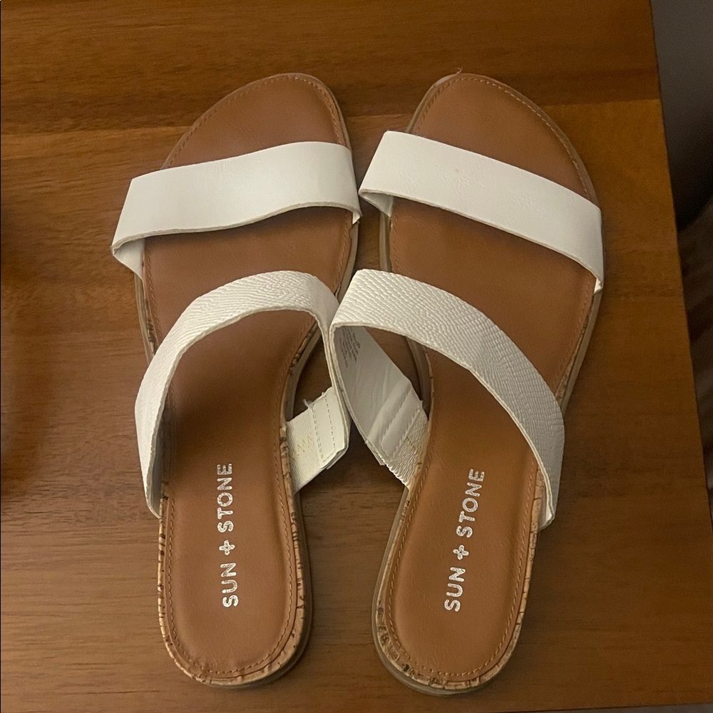 Sun + Stone Women's White and Tan Sandals